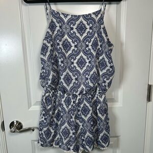 Bisou Bisou Blue and White Floral Print Sleeveless Romper Women’s Size 8